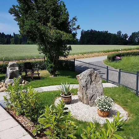 Ferienwohnung Im Idyll 1 Hengersberg Luaran gambar